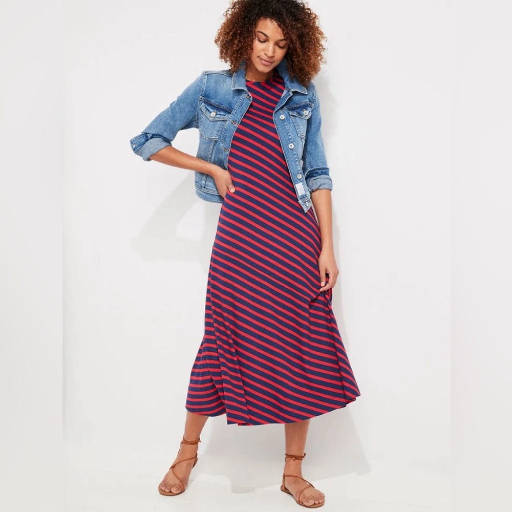 Vineyard Vines blue & red striped dress. Size XS.